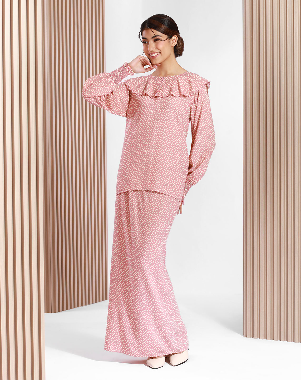 ZANIAH BAJU KURUNG IN PINK